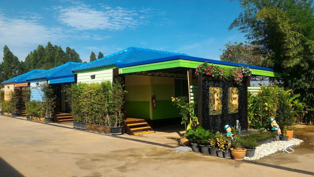 Kabin Buri Hi Tech Resort מראה חיצוני תמונה