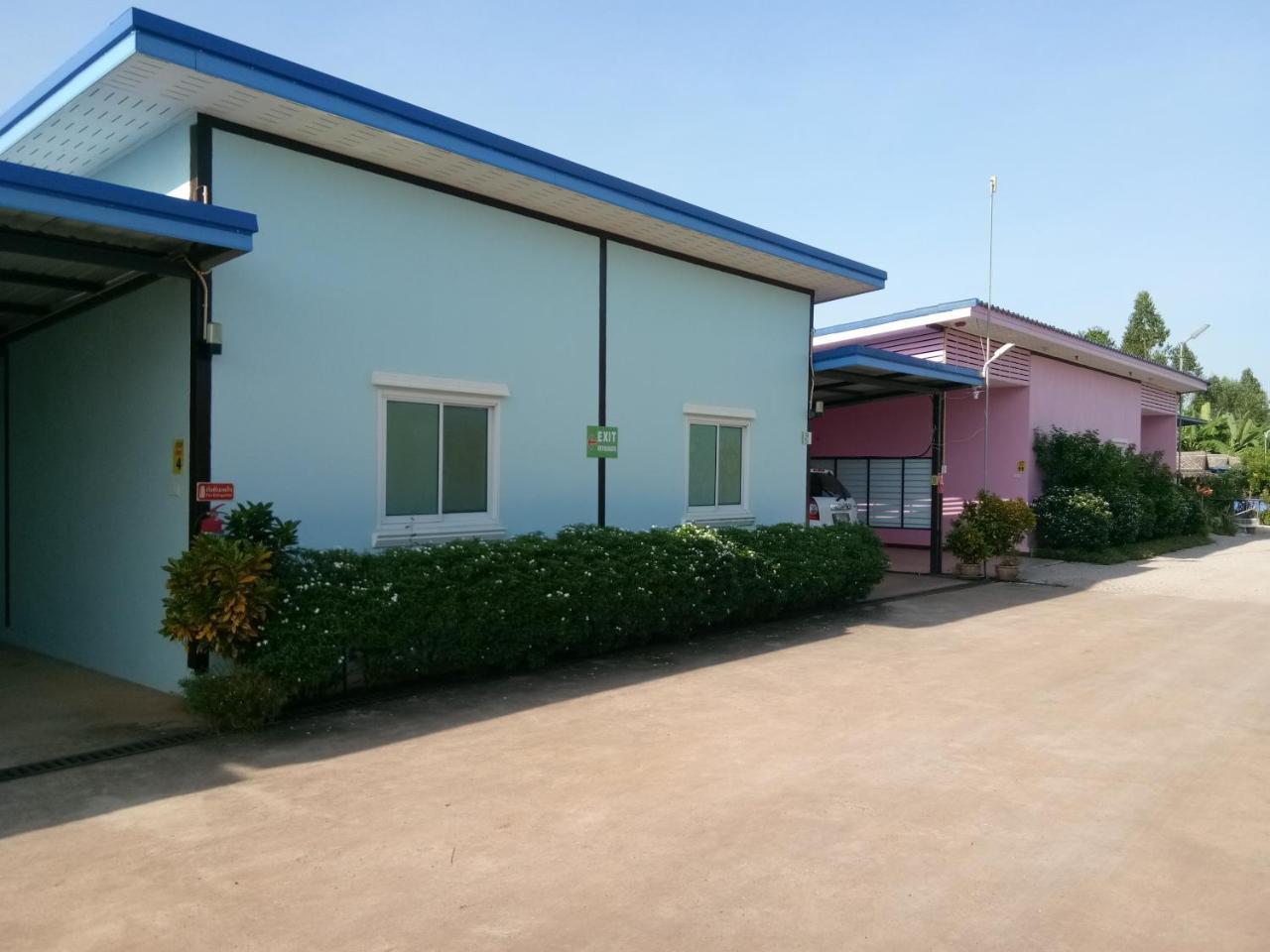 Kabin Buri Hi Tech Resort מראה חיצוני תמונה