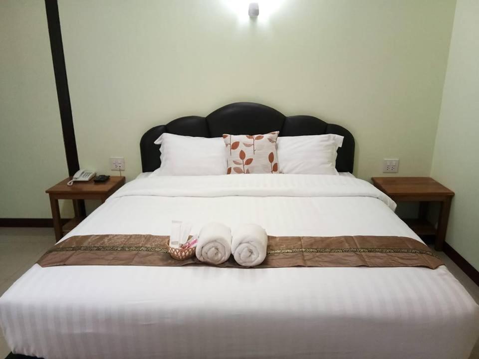 Kabin Buri Hi Tech Resort מראה חיצוני תמונה