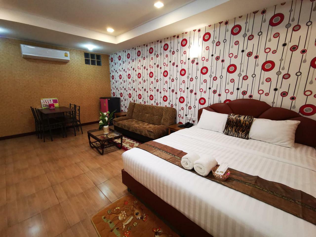 Kabin Buri Hi Tech Resort מראה חיצוני תמונה
