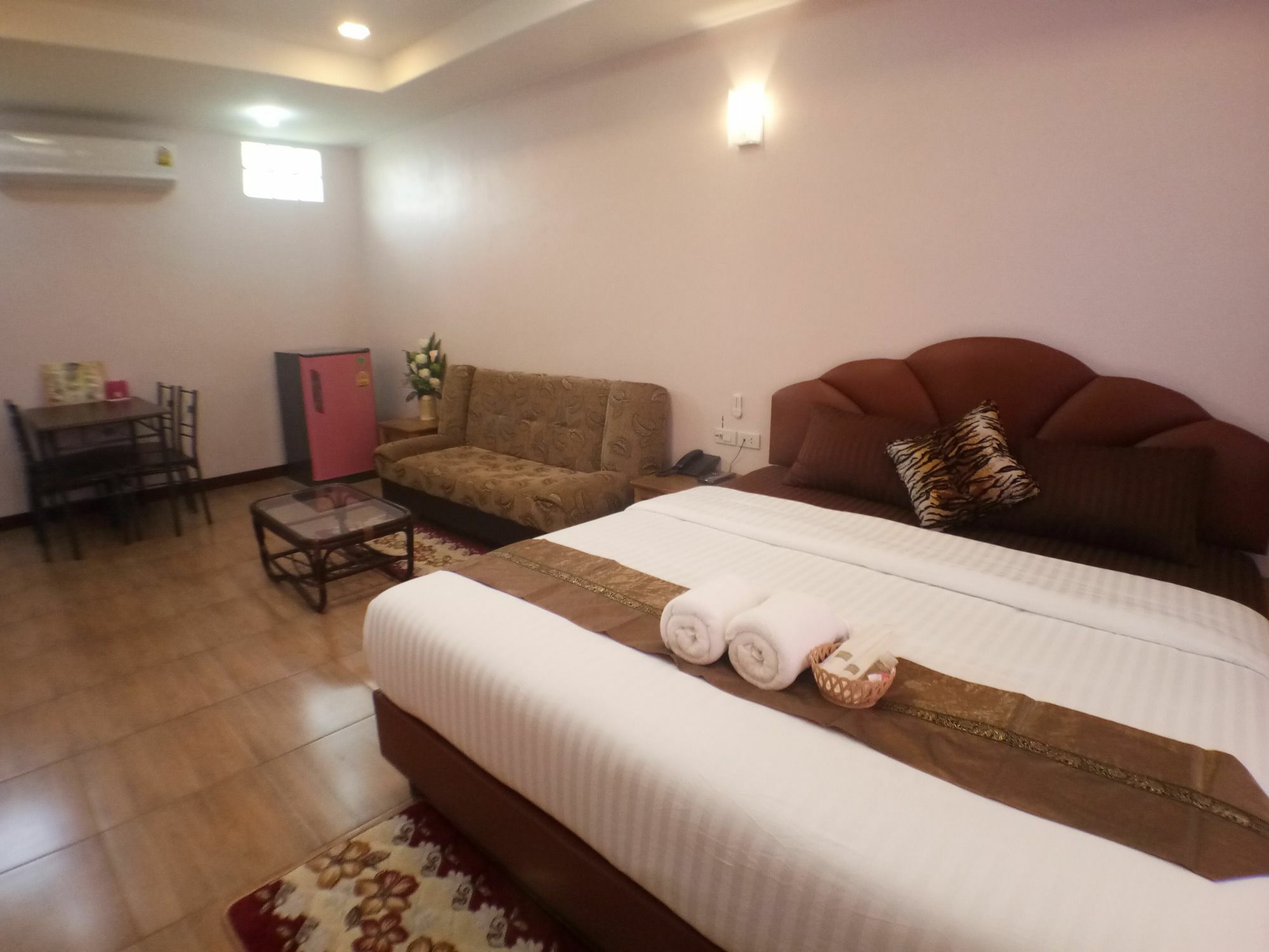 Kabin Buri Hi Tech Resort מראה חיצוני תמונה